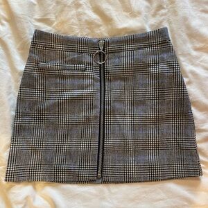 Plaid Zipper Skirt - Black and White Forever21